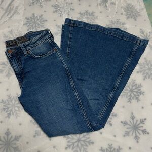 Wrangler Retro Trumpet Flare Bellbottom